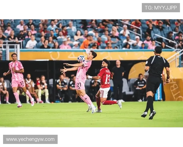 CBA巴西足球运动员：南美足球影响力在CBA的延伸